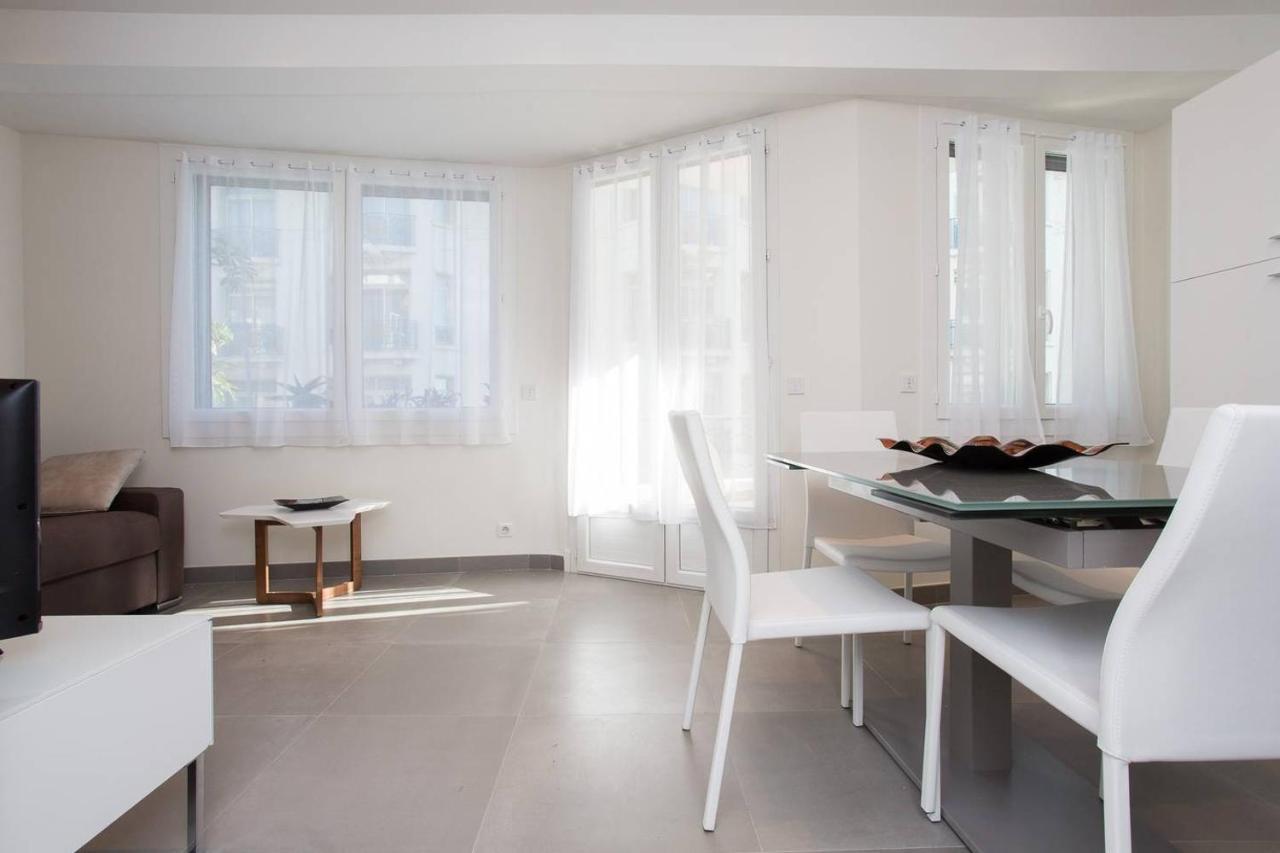 Martinez Area: New 2beds/2baths Apartamento *